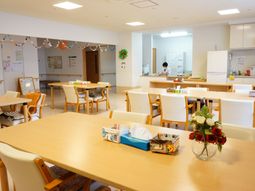 明るいダイニングエリア