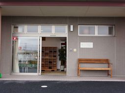 清潔感のあるエントランス