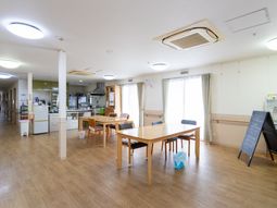 ゆったりとしたダイニング