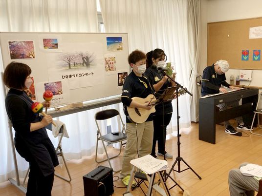 音楽イベントの多目的室