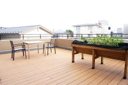 屋外のリラックススペース