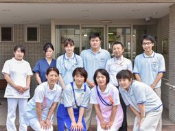 スタッフ集合写真