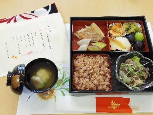 栄養満点の給食メニュー