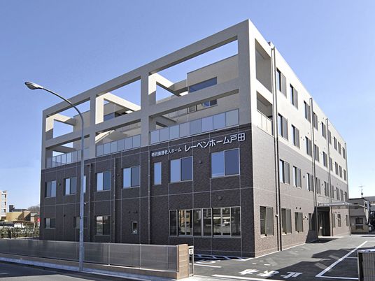 新しい外観の建物