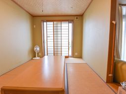 和室の清潔な居室