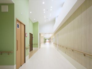 広々とした廊下