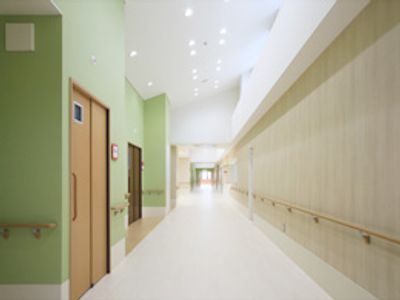 広々とした廊下