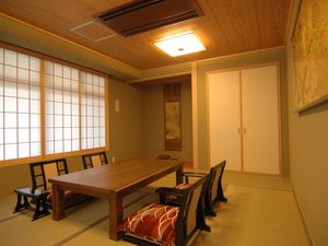和室の談話室  