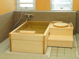 和風の清潔な浴室