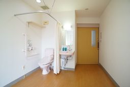 きれいな洋室トイレ