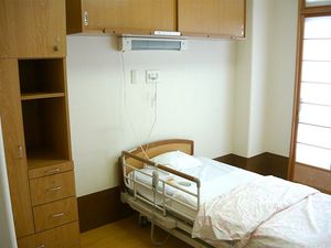 落ち着いた雰囲気の居室
