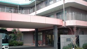 モダンな建物の外観