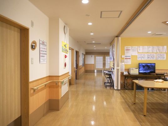 明るい廊下  