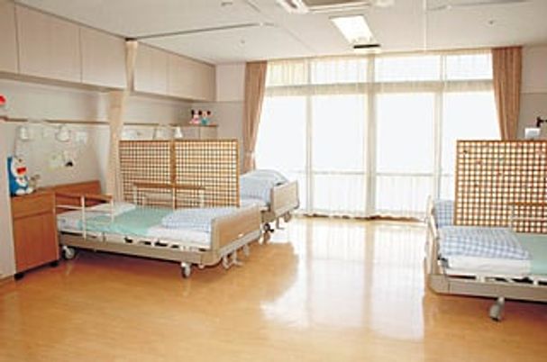 光が差し込む居室