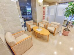 応接セットのあるロビー