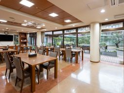 広々とした食堂