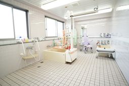 浴室の清潔な設備
