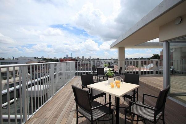 木の温もり溢れる浴室