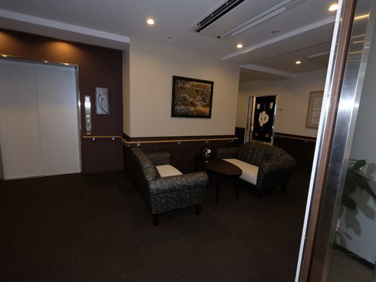 和やかな空間のラウンジ