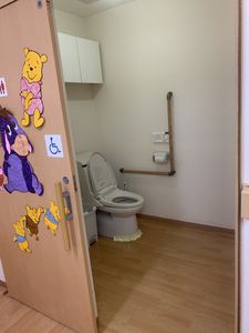 明るいトイレ空間