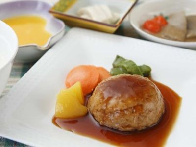 色鮮やかな料理の一皿