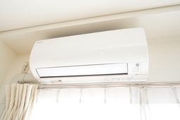 清潔なエアコンの設備