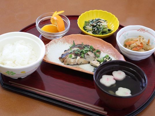 彩り豊かな和食膳