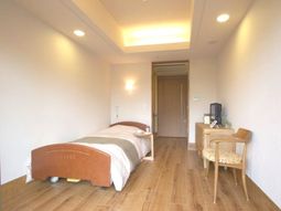 明るい居室の空間