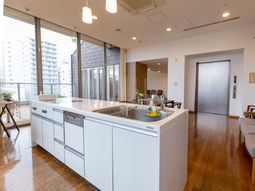 明るいキッチンスペース