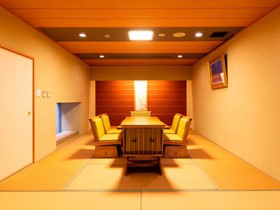 暖色系の和室居室
