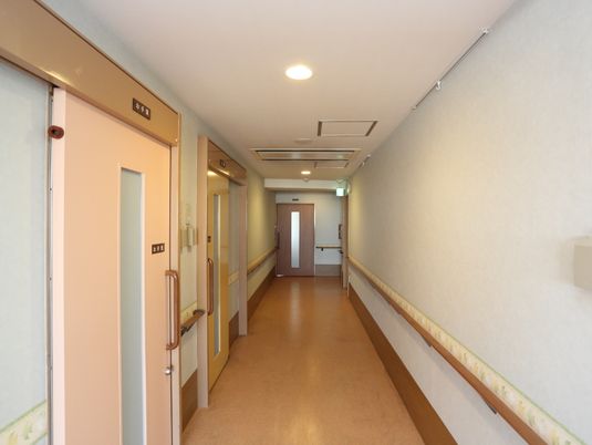 清潔感のある廊下