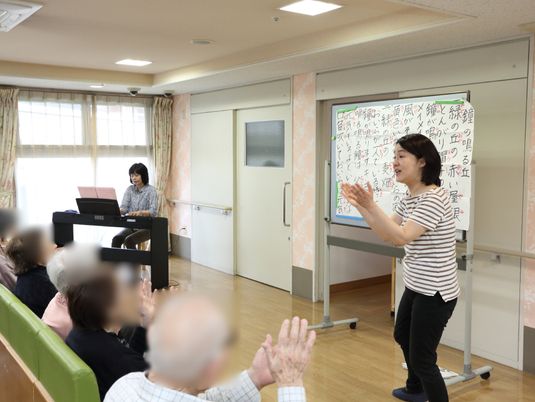 多目的室での活動の様子