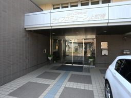 施設のエントランス風景