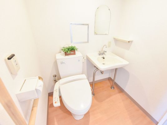 清潔なトイレスペース