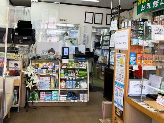 売店カウンター  