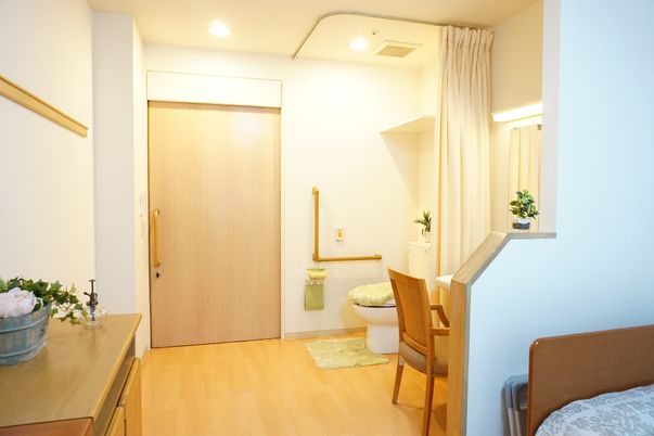 居室の一角と家具