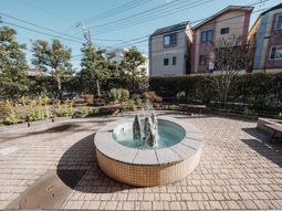 噴水のある庭