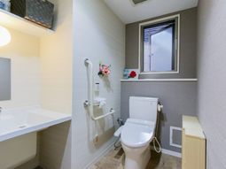 清潔感あるトイレ空間