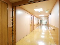 清潔な廊下の風景