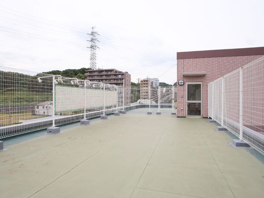 広々とした開放的な屋上