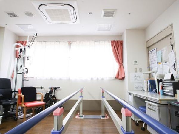 リハビリ用の器具がある部屋