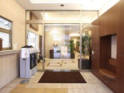 清潔感のあるエントランス