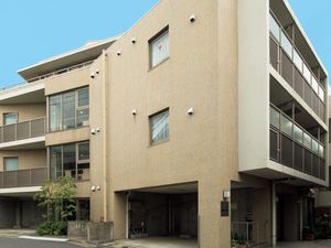 モダンな建物の外観