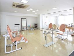 広々とした機能訓練室