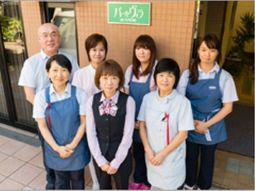 スタッフ集合写真