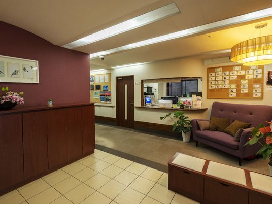 受付と情報掲示のエリア