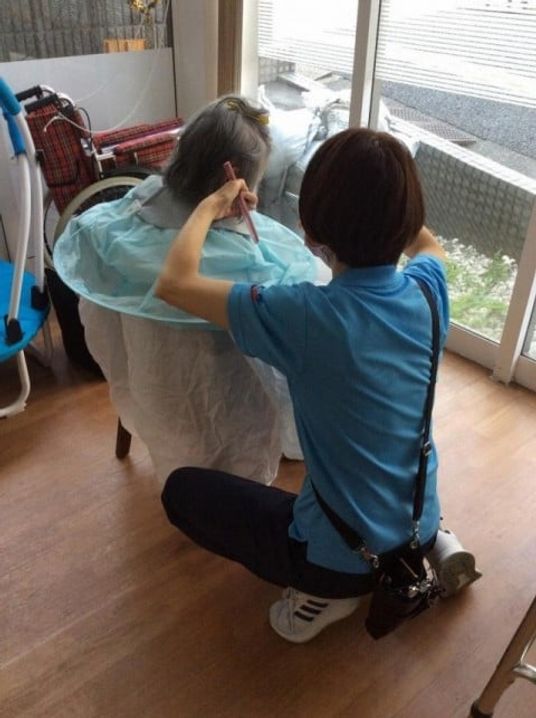 リフレッシュする理美容室