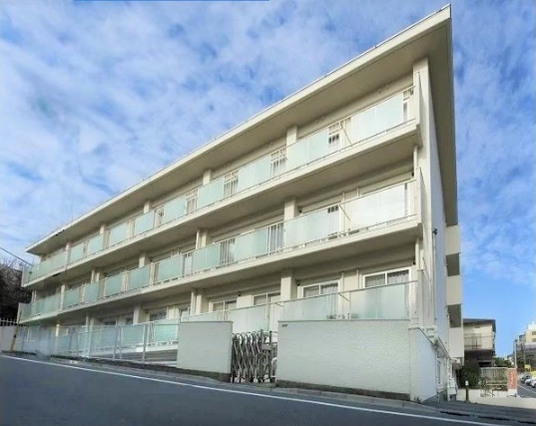 モダンな建物の外観