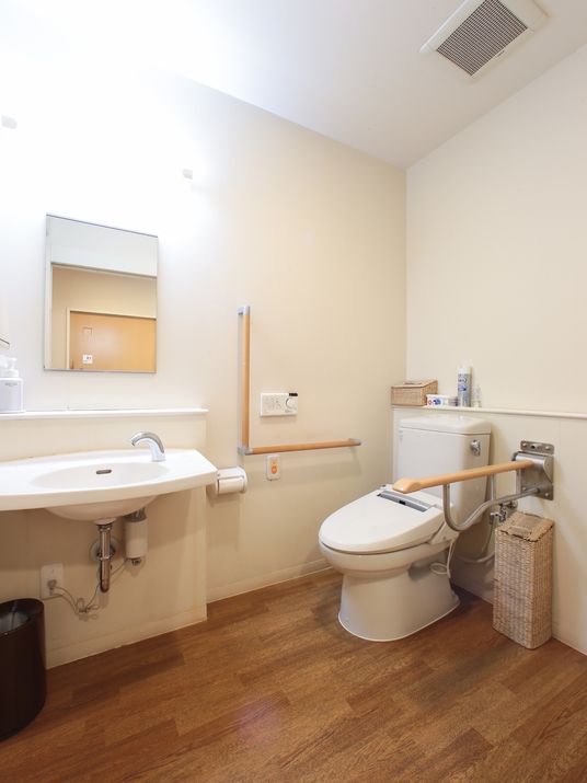 バリアフリートイレ