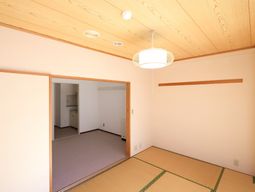 和室と洋室の融合空間